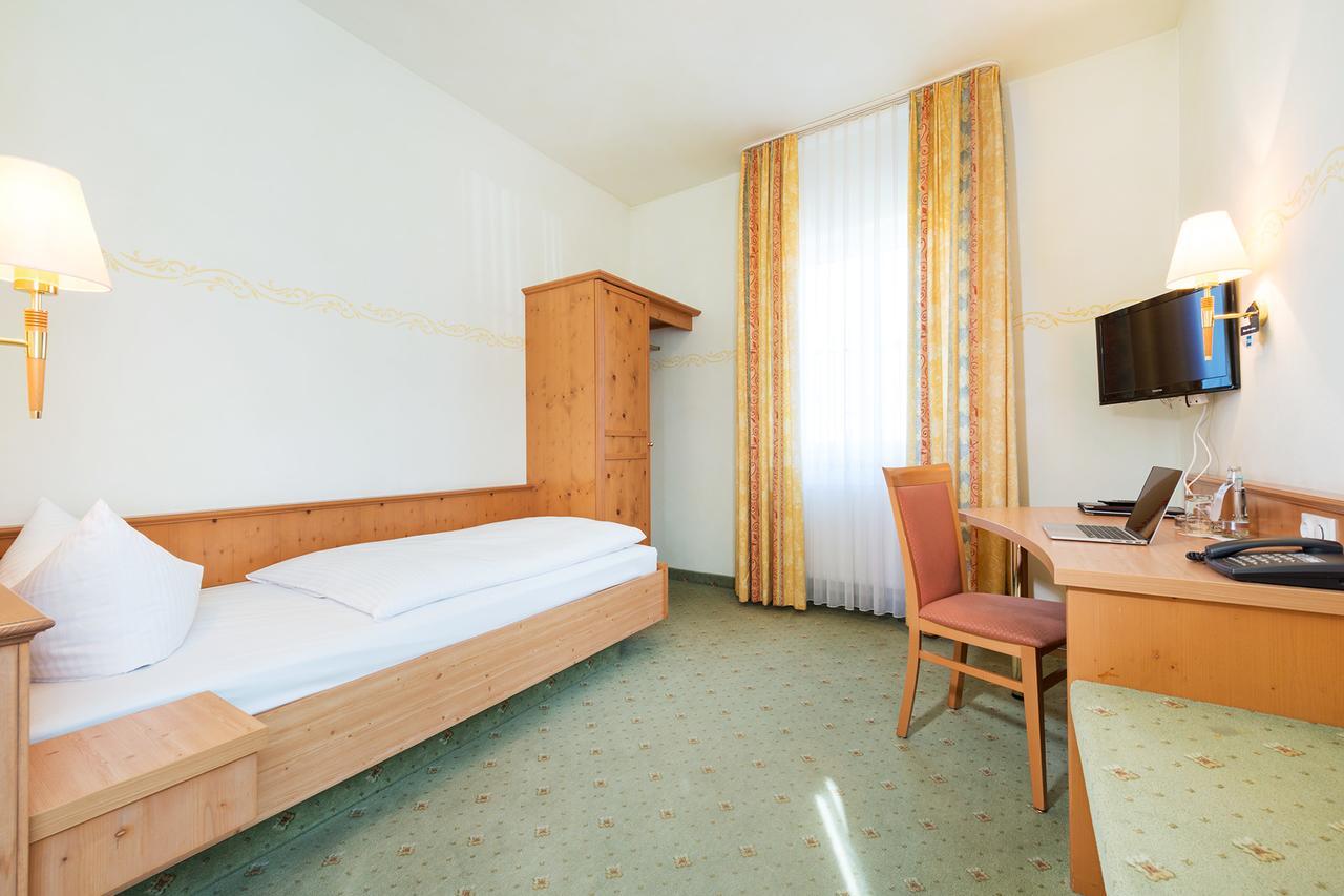 Hotel Landgasthof Hofmeier Hetzenhausen Экстерьер фото