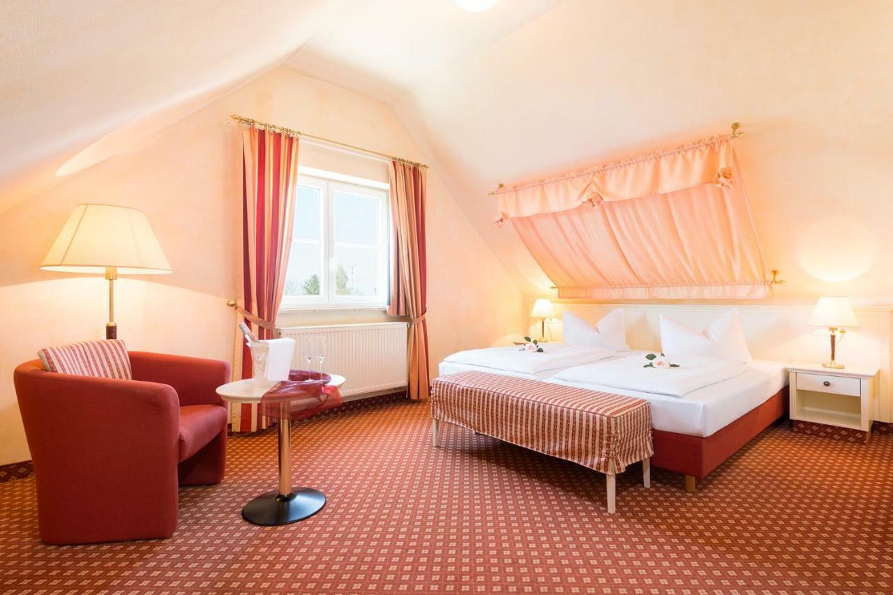 Hotel Landgasthof Hofmeier Hetzenhausen Экстерьер фото